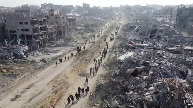 7/30: CBS Evening News Plus