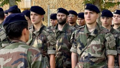 As Europe's fear of war grows, French join military reserves – DW ...