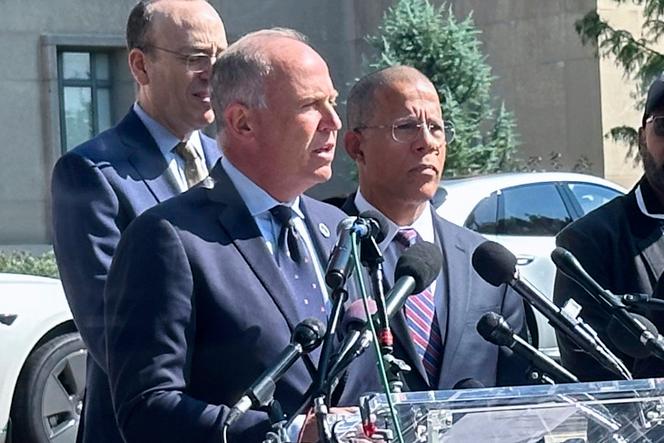 Washington attorney general sues Trump administration over police ...