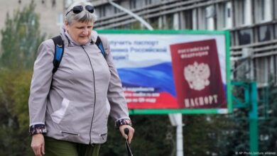 In Ukraine's occupied Luhansk, many 'struggling to get by' – DW ...