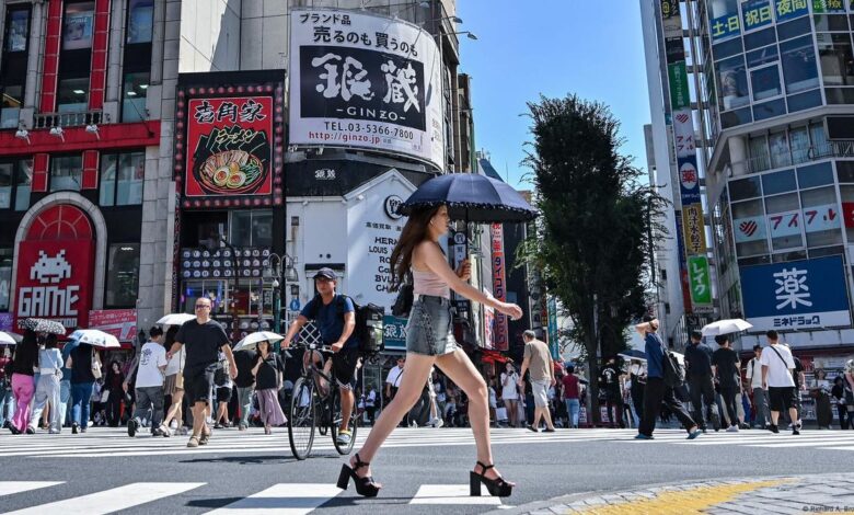 Japan sees record drop in population in 2024 – DW – 08/07/2025
