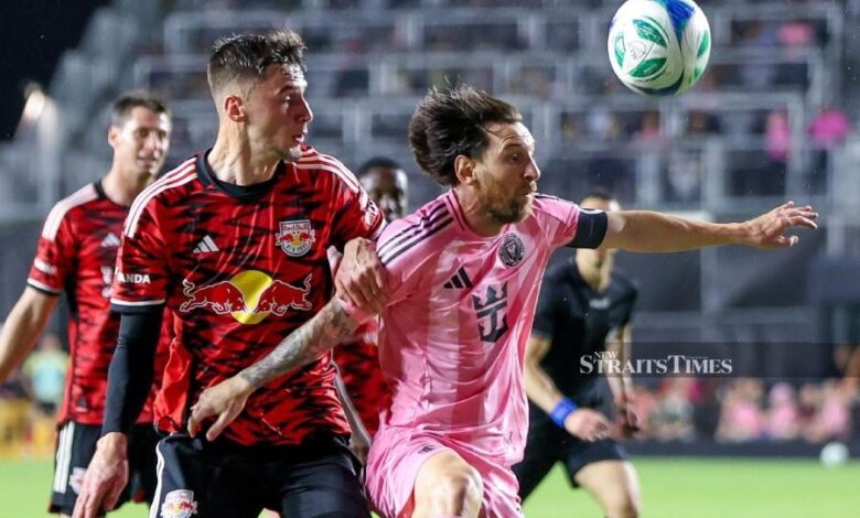 Lionel Messi scores as Inter Miami rout Red Bulls 4-1