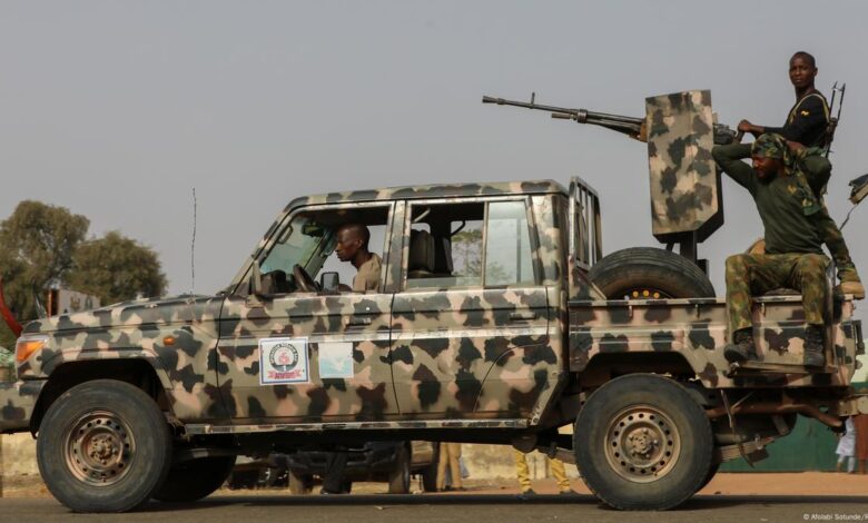 Nigeria: Military says dozens of gang members killed – DW – 08/12/2025