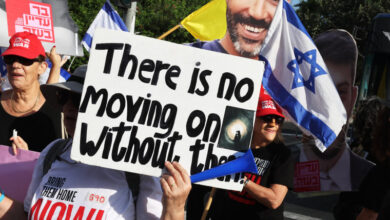 Israeli protesters hold day of disruption to demand Gaza ceasefire ...