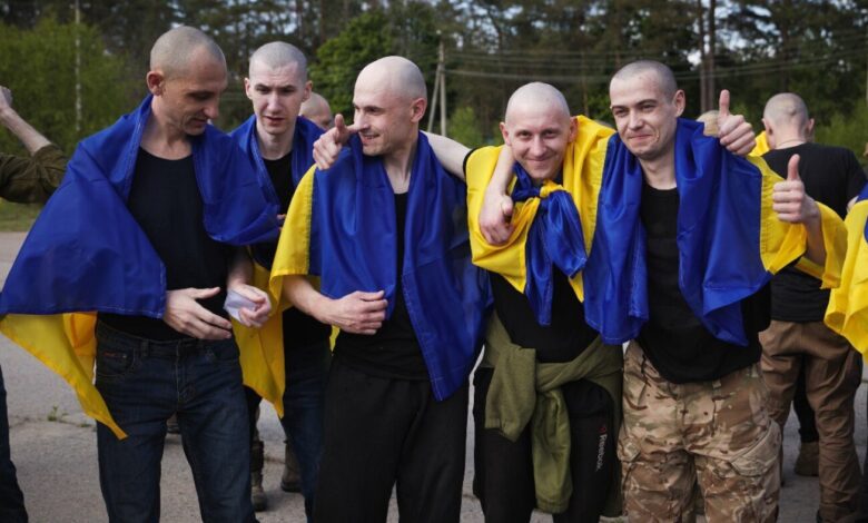Ukraine and Russia begin largest prisoner swap since invasion : NPR