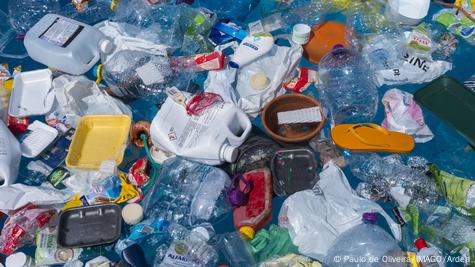 The recycling dilemma: Most plastic still ends up as waste – DW ...