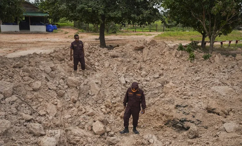 Thai Soldiers Injured in Landmine Blast Near Cambodia Border ...