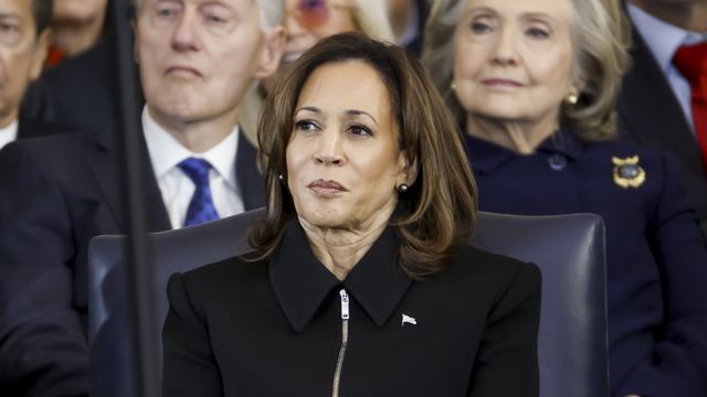 Trump ends Kamala Harris' Secret Service protections