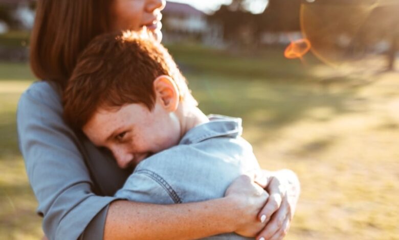Am I giving my kids enough hugs? - Today's Parent
