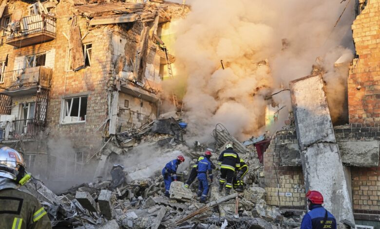 Major Russian attack in Ukraine kills over a dozen, hits British ...