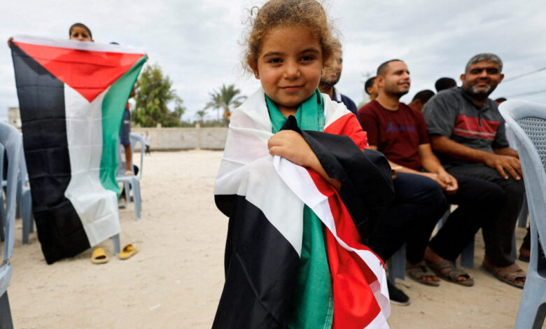 What world leaders said after Trump announced first steps in ...