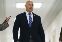 House panel advances AI chip export control bill